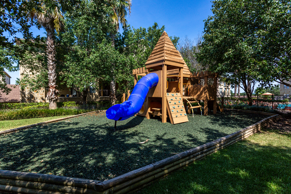 The Verandah at Grandview Hills Apartments in Austin, TX